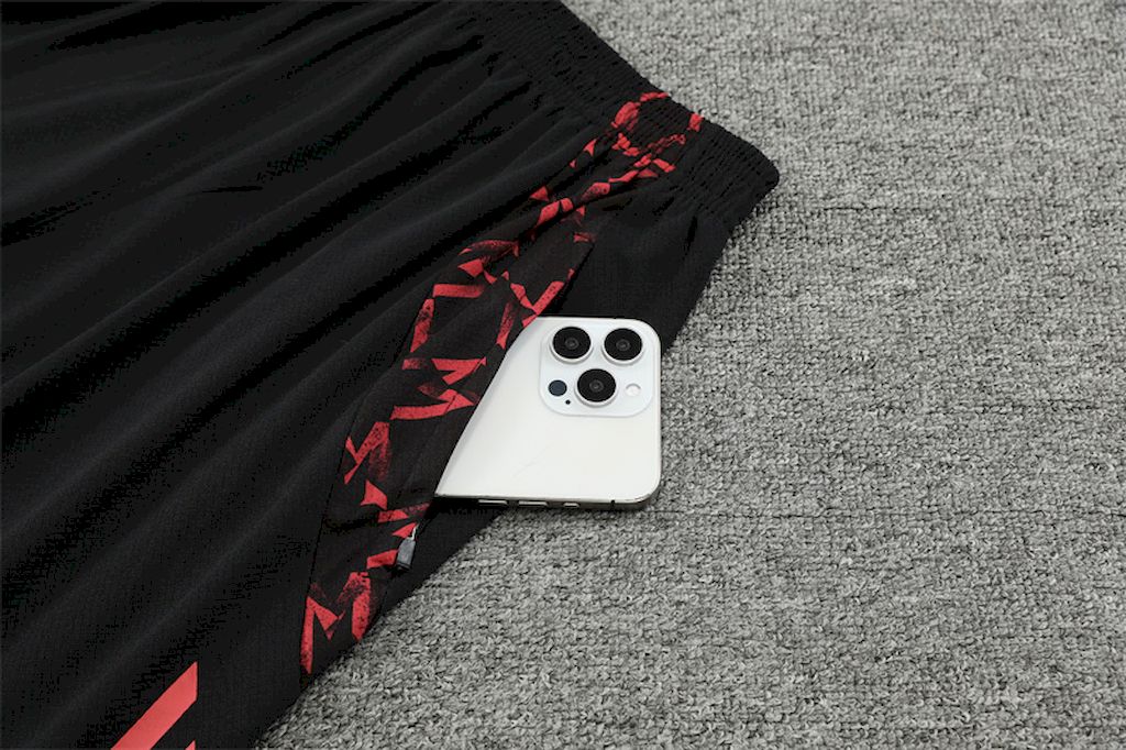 Unisex Manchester United 2024/25 Training Adult Jersey+Short 14001 - Image 7