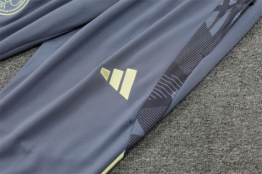 Unisex Ajax 2024/25 Half-Zip Adult Sweater+Pant 14001 - Image 4