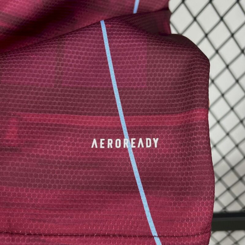 Aston Villa 2025/26 Home Jersey - Image 8