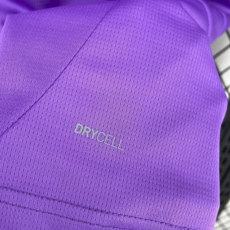 Borussia Dortmund 2024/25 Goalkeeper Special Jersey - Image 4