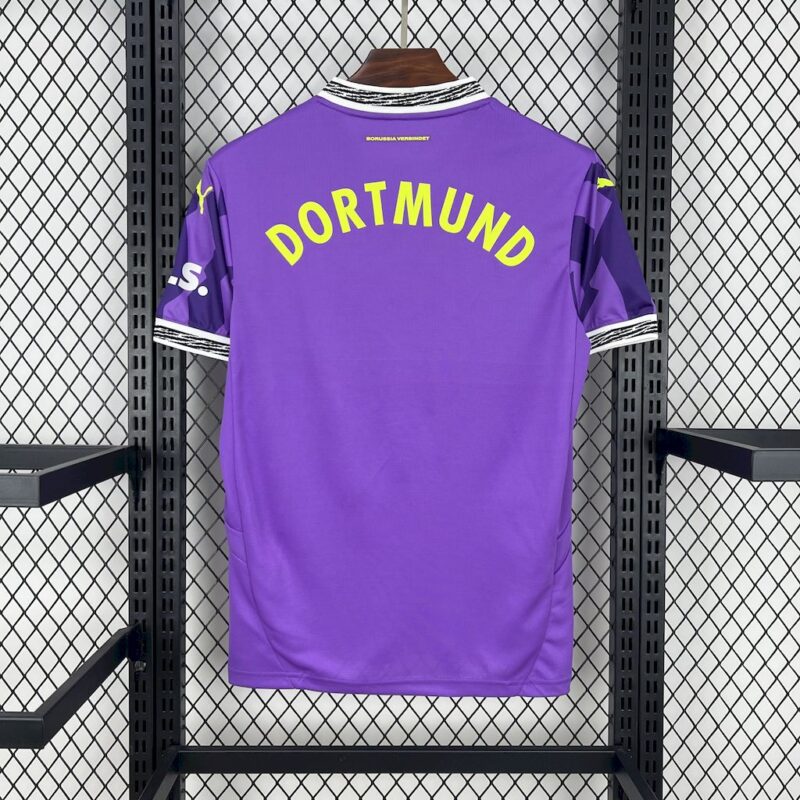 Borussia Dortmund 2024/25 Goalkeeper Special Jersey - Image 2