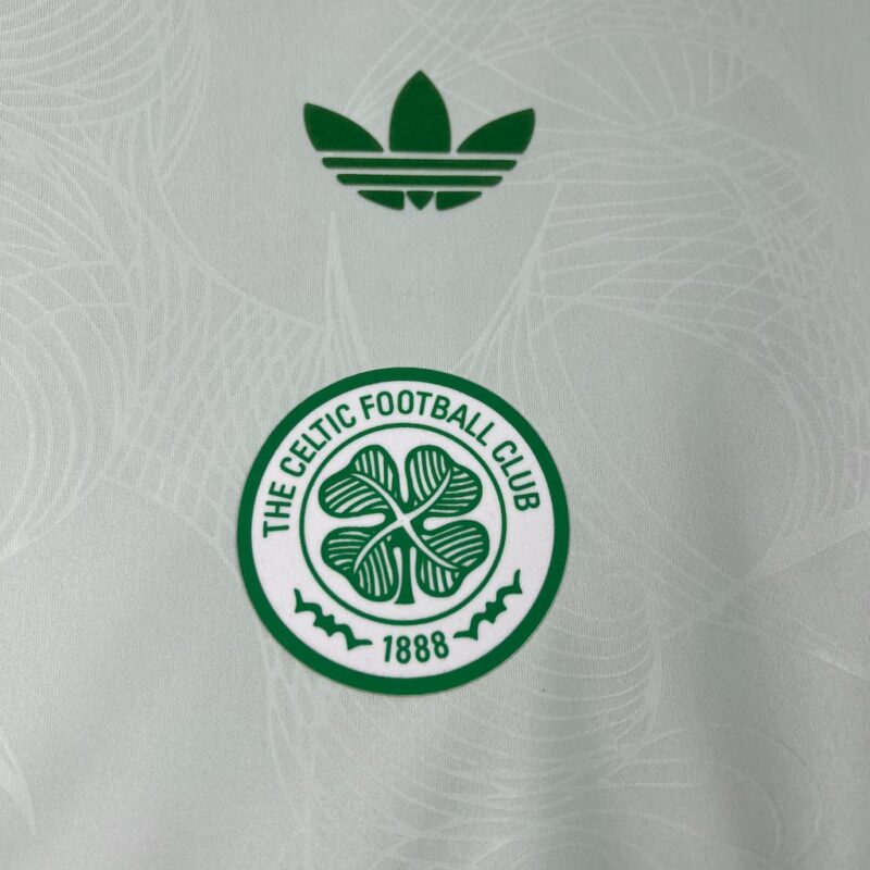 Celtic 2025/26 St. Patrick’s Day Green Jersey - Image 4