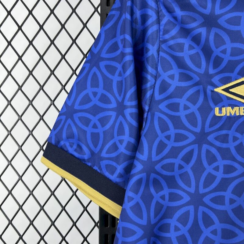 Ireland 2025/26 St. Patrick’s Day Blue Jersey - Image 6