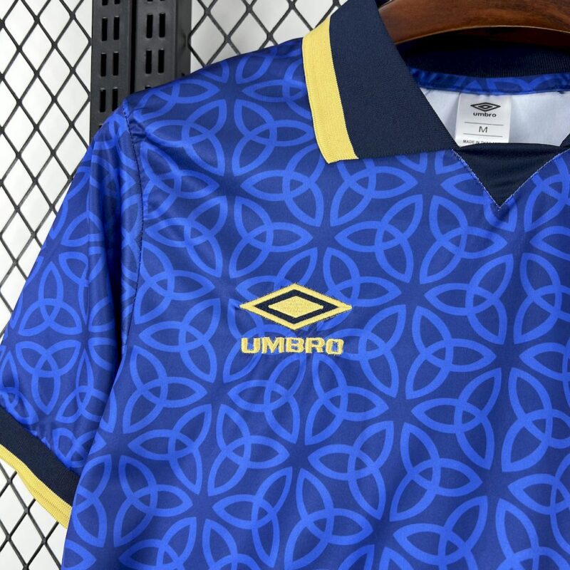 Ireland 2025/26 St. Patrick’s Day Blue Jersey - Image 5