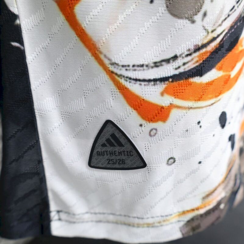 Japan 2025/26 Anime version Jersey Player Version - Image 5