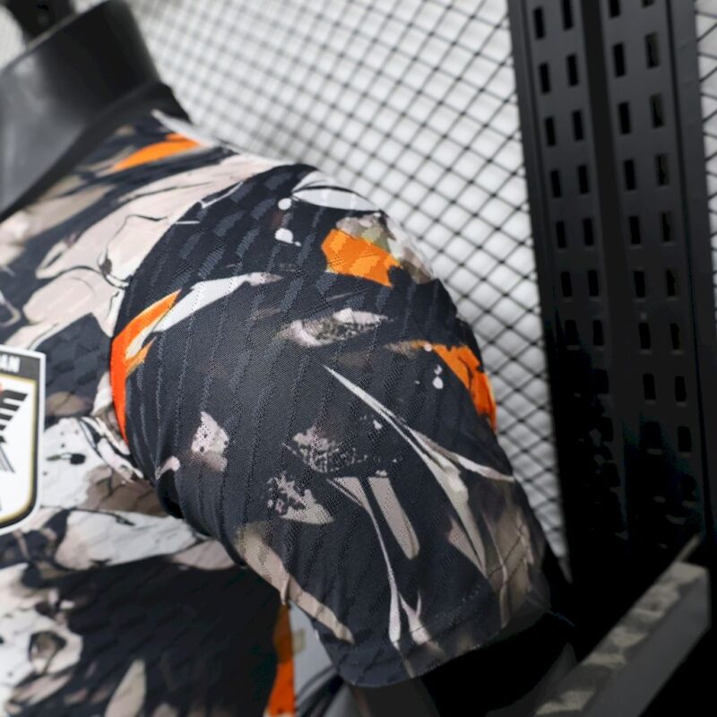 Japan 2025/26 Anime version Jersey Player Version - Image 4