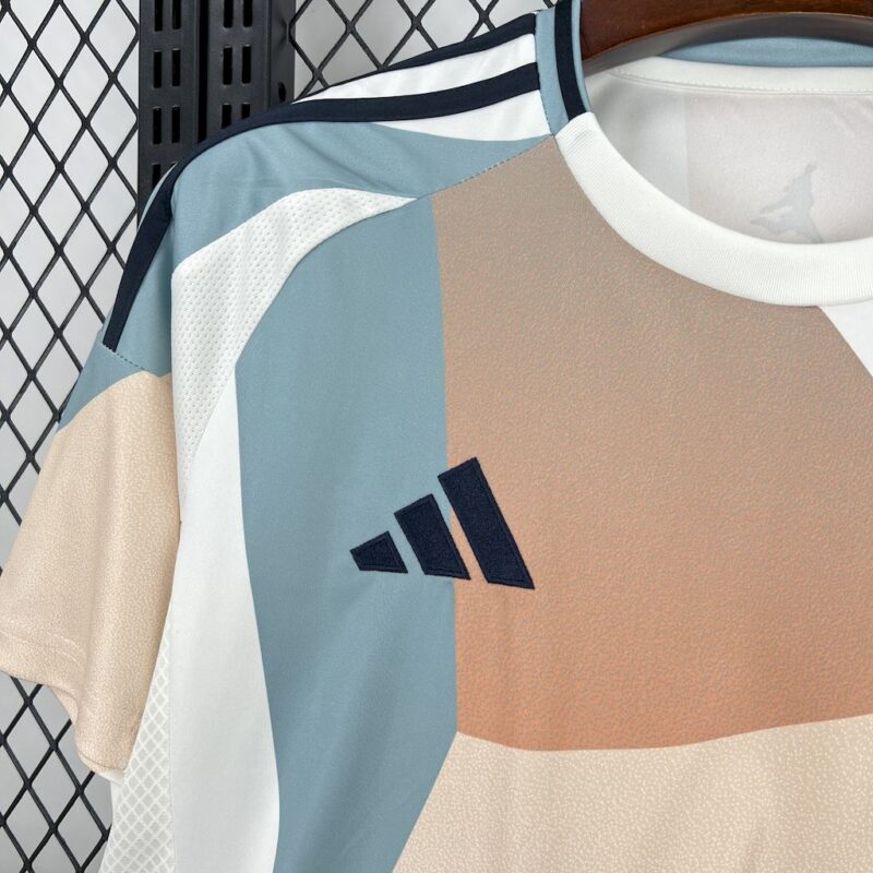 Spain 2025/26 Away Jersey - Image 6