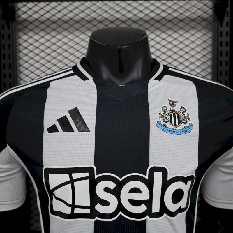 Newcastle United 2024/25 Home Jersey Player Version - Image 5