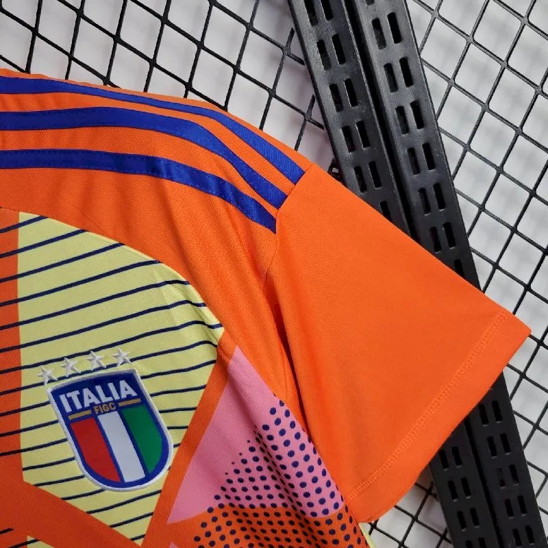 Italy 2024/25 Goalkeeper Jersey - Image 4