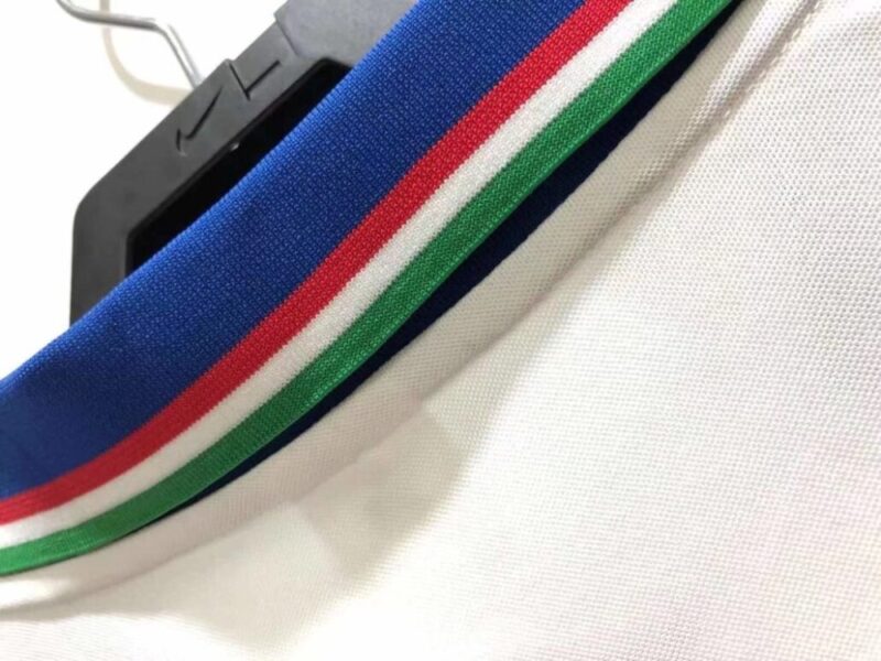 Italy 1982 Away Retro Jersey - Image 6