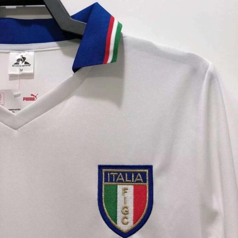 Italy 1982 Away Retro Jersey - Image 8