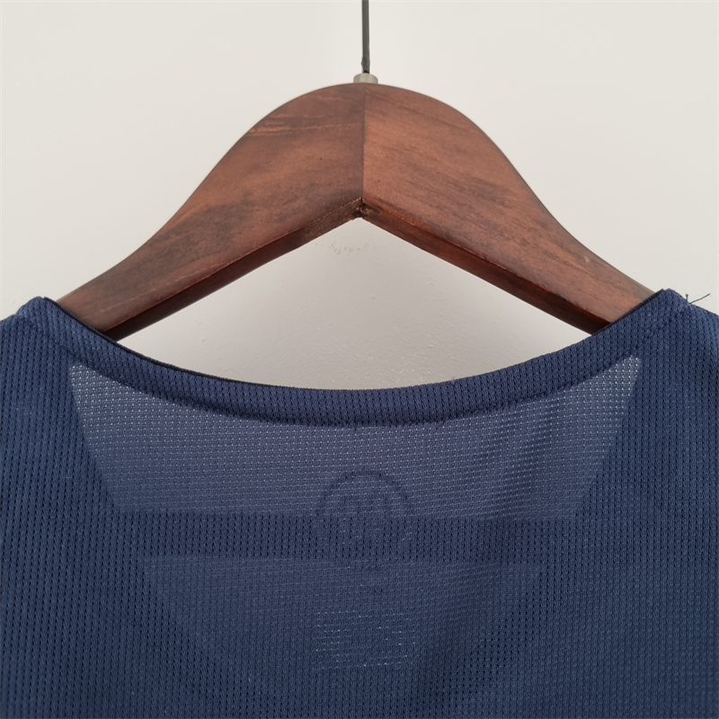 Inter Milan 2004/05 Third Retro Jersey - Image 8