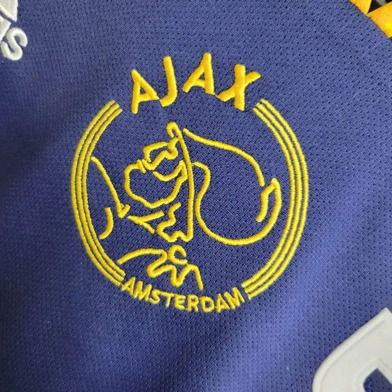 Ajax 2000/01 Away Retro Jersey - Image 8