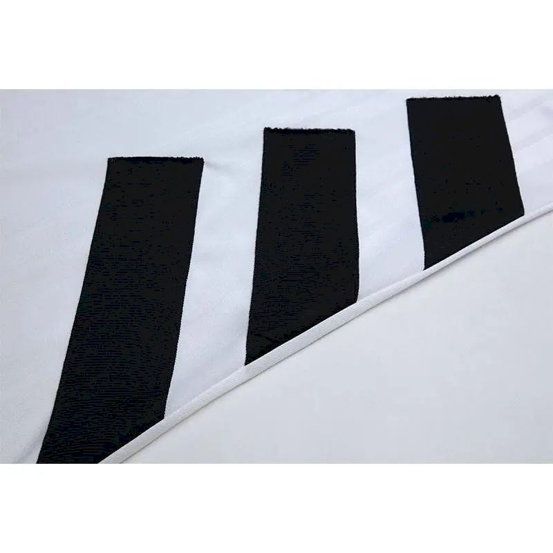 Liverpool 1993/95 Away Long Sleeves Retro Jersey - Image 7