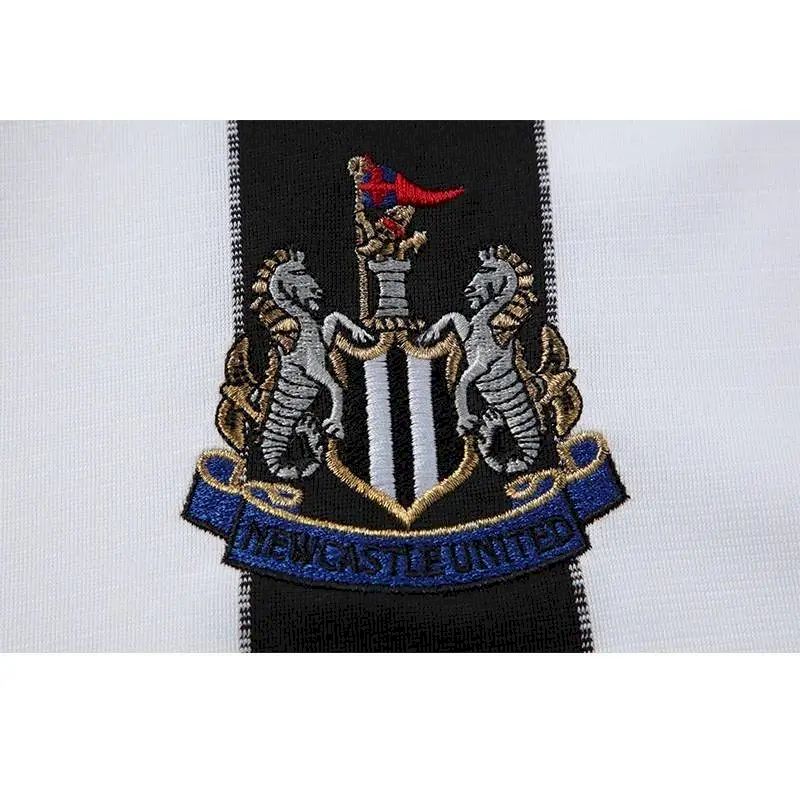 Newcastle United 2000/01 Home Retro Jersey - Image 9
