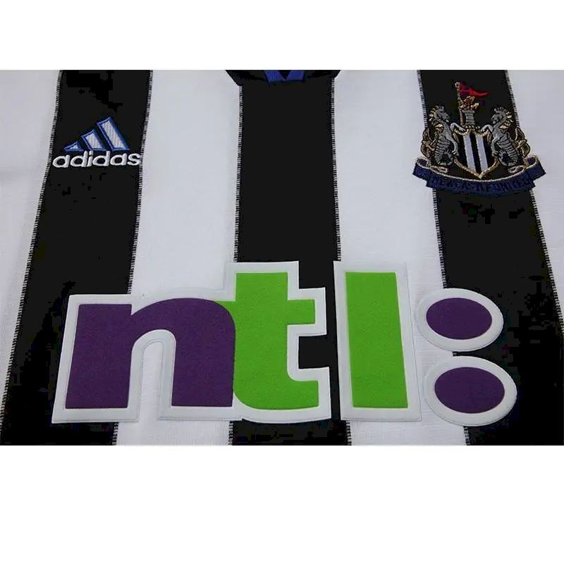 Newcastle United 2000/01 Home Retro Jersey - Image 7