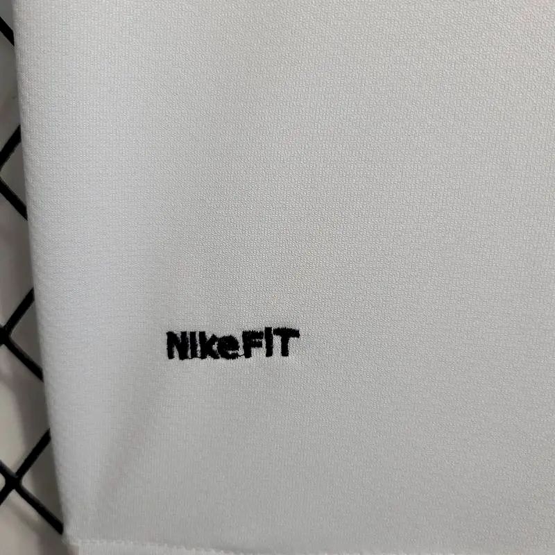 Inter Milan 2009/10 Away Retro Jersey - Image 5