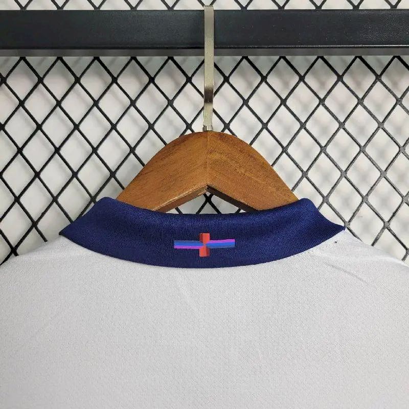 England 2024/25 Euro Home Jersey - Image 4