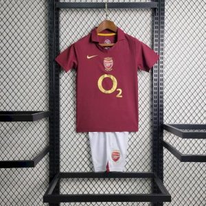 Arsenal 2005/06 Home Kids Kit