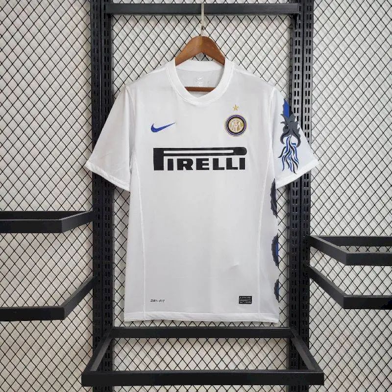Inter Milan 2010/11 Away Retro Jersey - Image 2