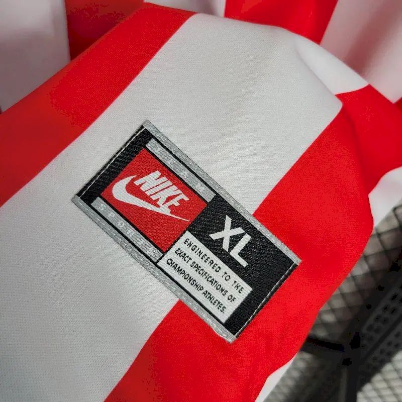 Chivas 1996/97 Home Retro Jersey - Image 10