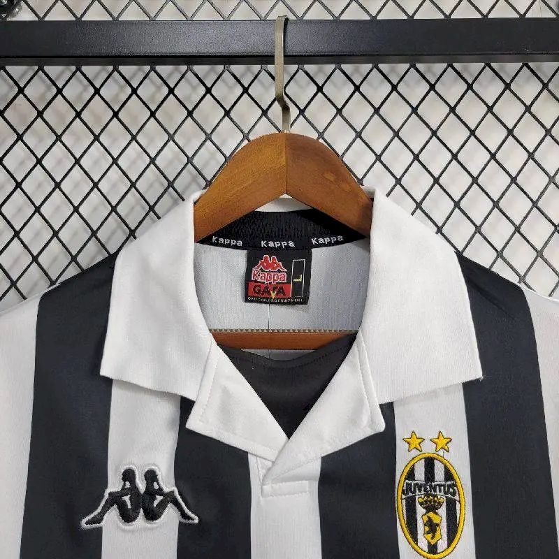 Juventus 1999/2000 Home Long Sleeves Retro Jersey - Image 7