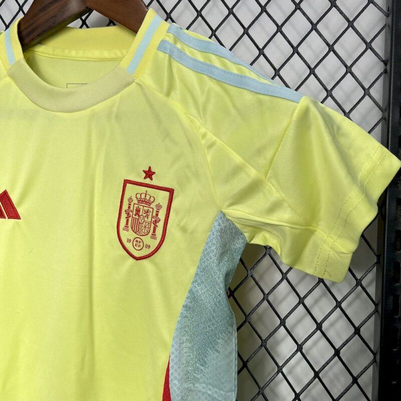 Spain 2024/25 Euro Away Kids Kit - Image 5