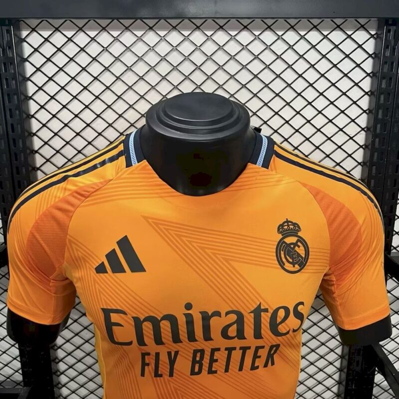 Real Madrid 2024/25 Away Jersey Player Version - Image 3