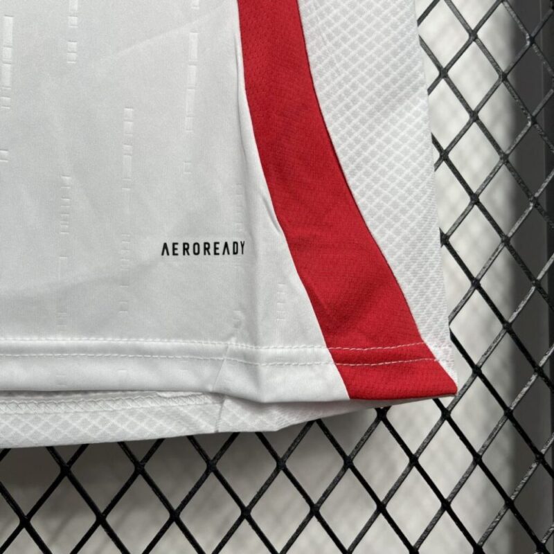 Italy 2024/25 Euro Away Womens Jersey - Image 3