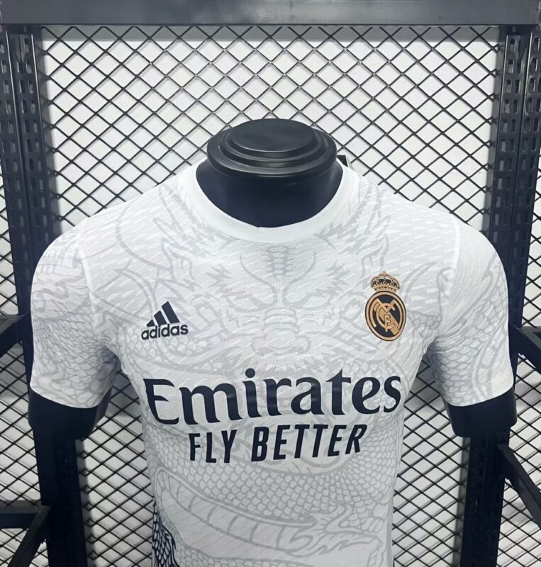 Real Madrid 2024/25 Dragon Special Edition Jersey Player Version - Image 3
