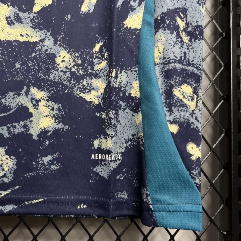 Ajax 2024/25 Away Jersey - Image 7