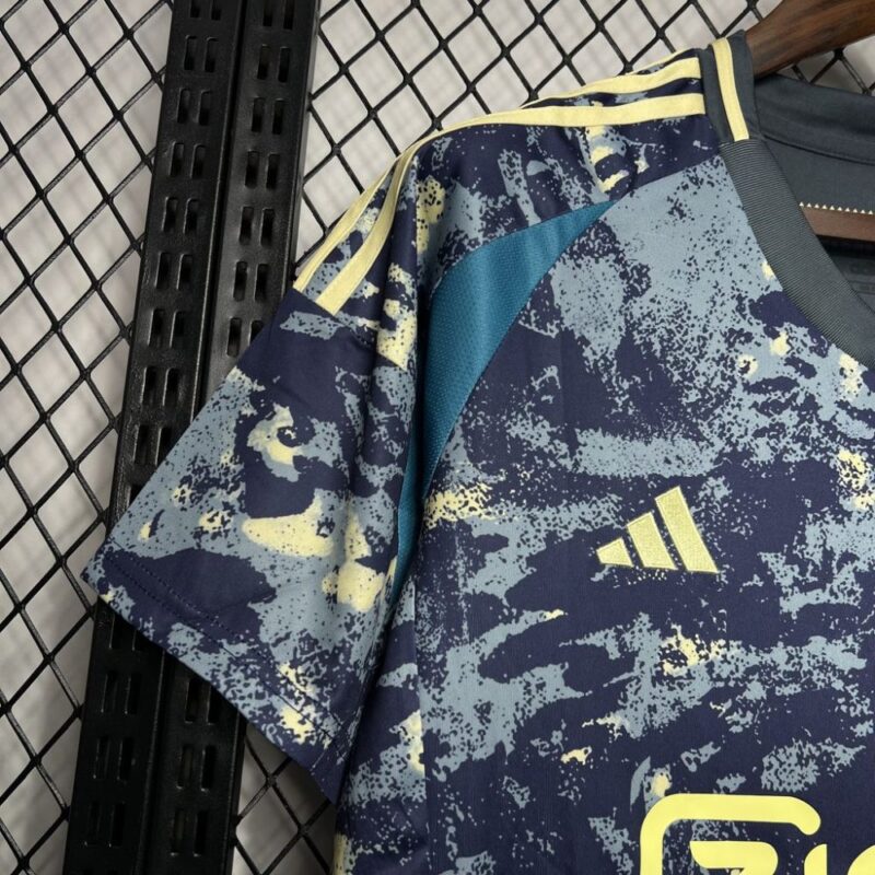 Ajax 2024/25 Away Jersey - Image 4