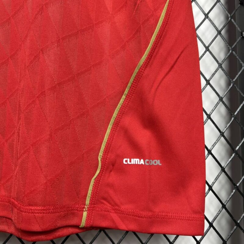 Liverpool 2010 Home Retro Jersey - Image 8