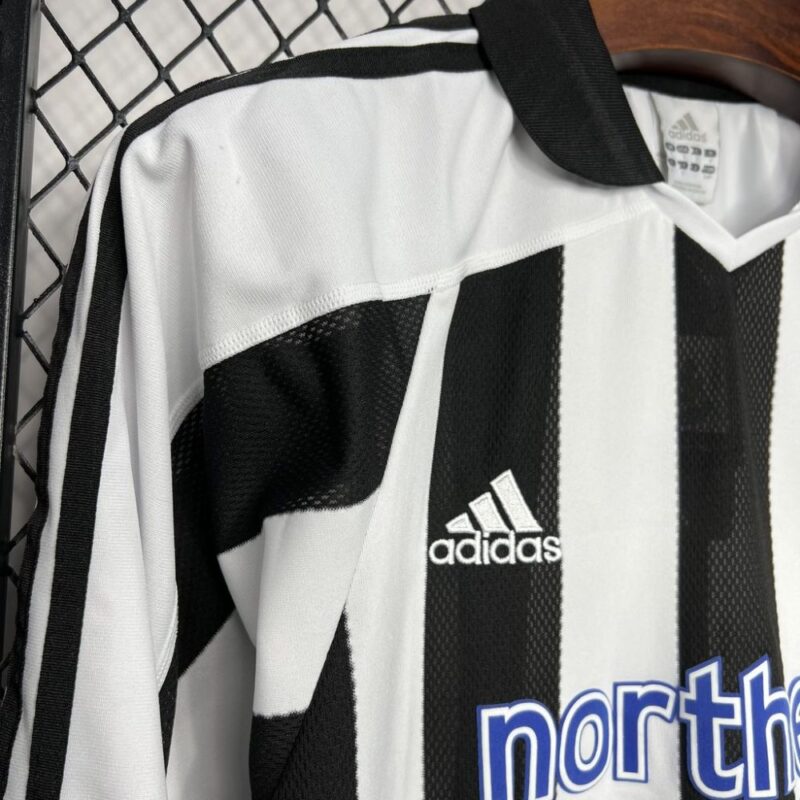 Newcastle United 2003/05 Home Long Sleeves Retro Jersey - Image 6