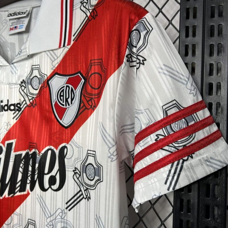 River Plate 1996/1998 Home Retro Jersey - Image 4