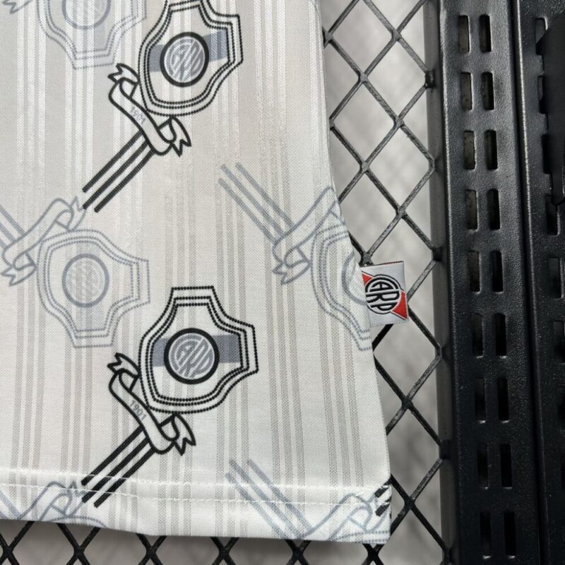 River Plate 1996/1998 Home Retro Jersey - Image 8