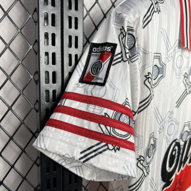 River Plate 1996/1998 Home Retro Jersey - Image 3