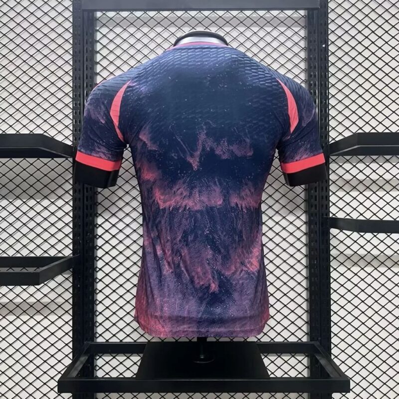 Real Madrid 2024/25 Pre-match training Jersey Player Version - Image 2