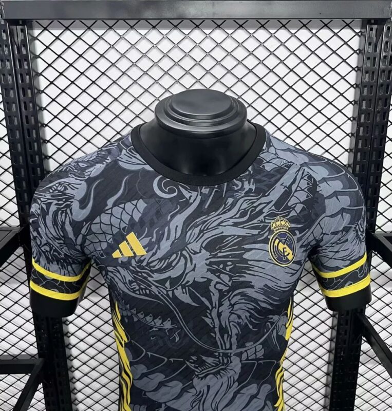 Real Madrid 2024/25 Year of the Dragon Limited Edition Jersey Player Version - Image 3