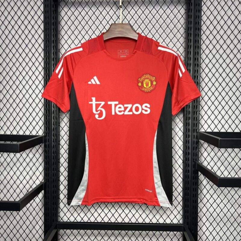 Manchester United 2024/25 Red Pre-match training Jersey - Image 5