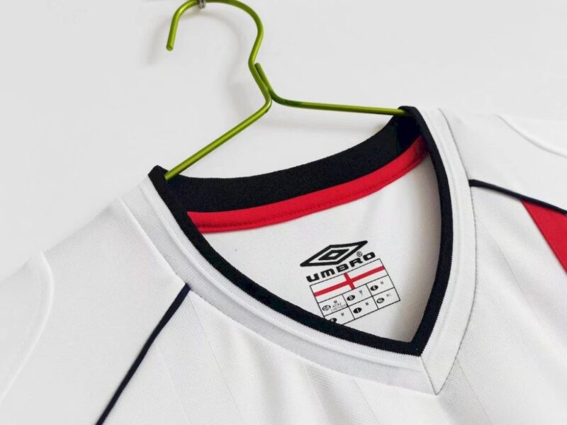 England 2001/03 Home Retro Jersey - Image 8