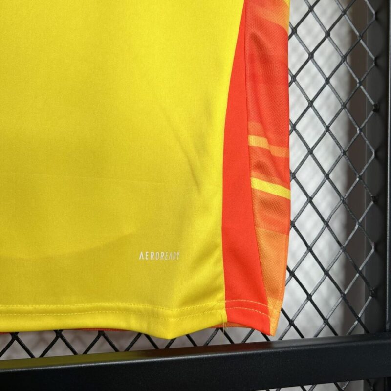 Colombia 2024/25 Home Kids Kit - Image 5