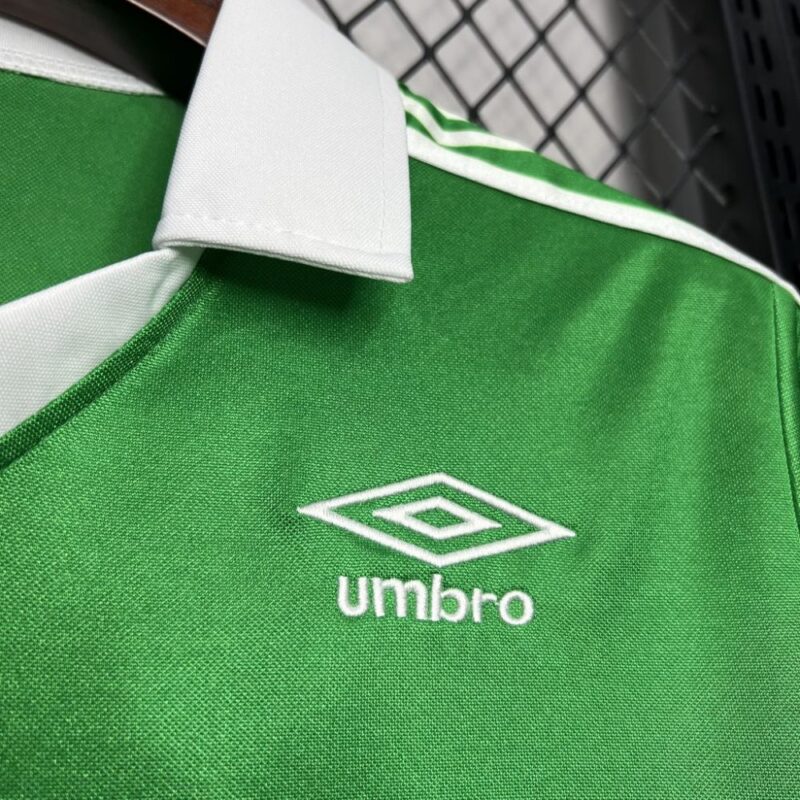 Celtic 1980/81 Away Retro Jersey - Image 7
