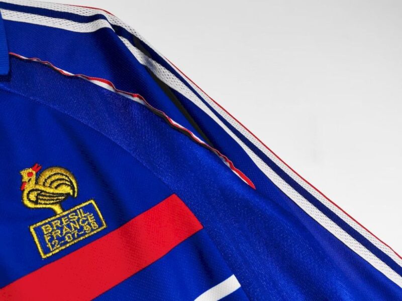 France 1998 World Cup Home Long Sleeves Retro Jersey - Image 4