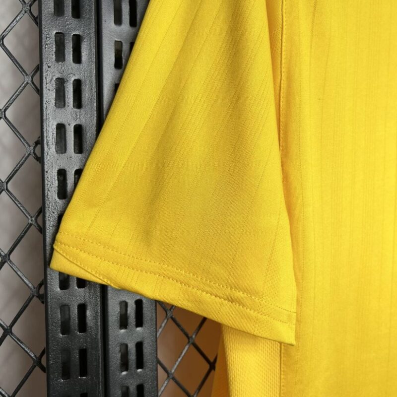 Arsenal 2005/06 Away Retro Jersey - Image 7