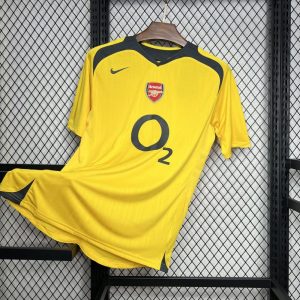 Arsenal 2005/06 Away Retro Jersey