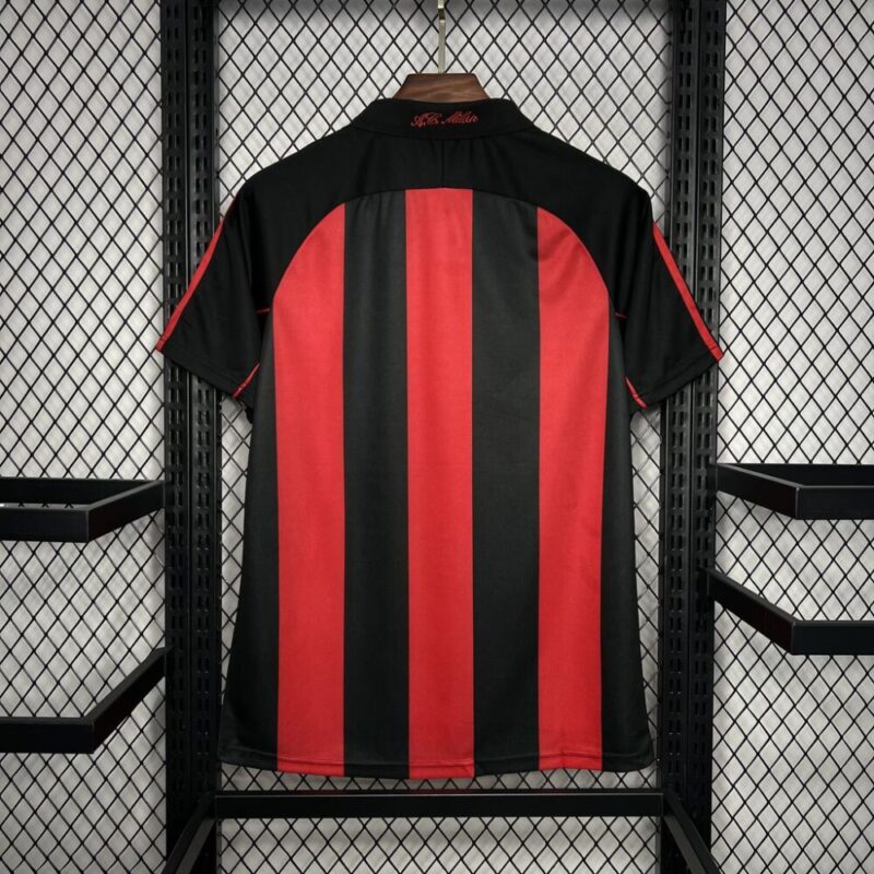 AC Milan 2000/02 Home Retro Jersey - Image 2