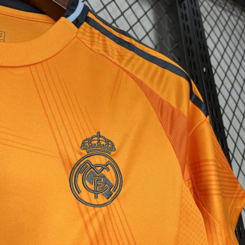 Real Madrid 2024/25 Away Jersey - Image 6