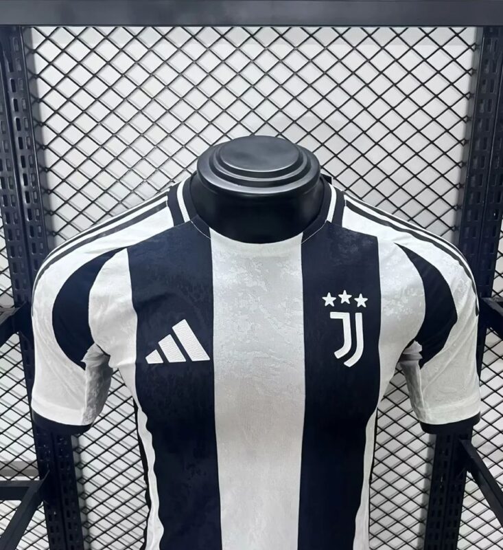 Juventus 2024/25 Home Jersey Player Version - Image 3