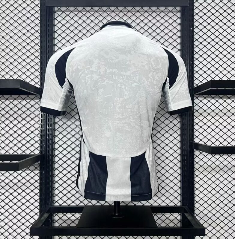 Juventus 2024/25 Home Jersey Player Version - Image 2